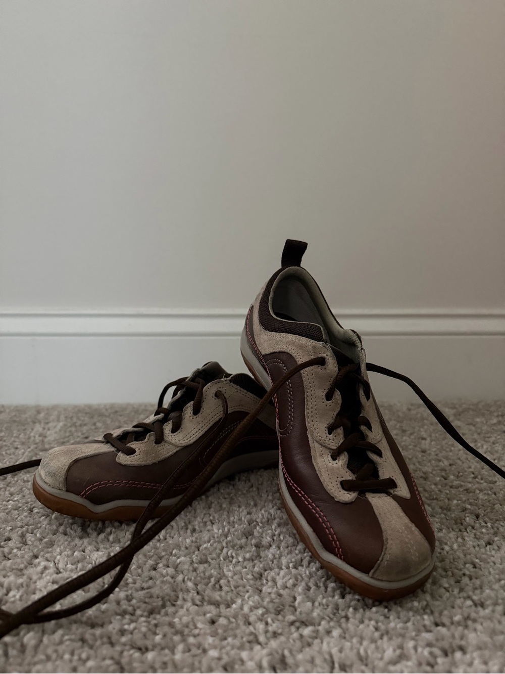 Women’s Merrell Brown & Tan Lace-Up Sneakers